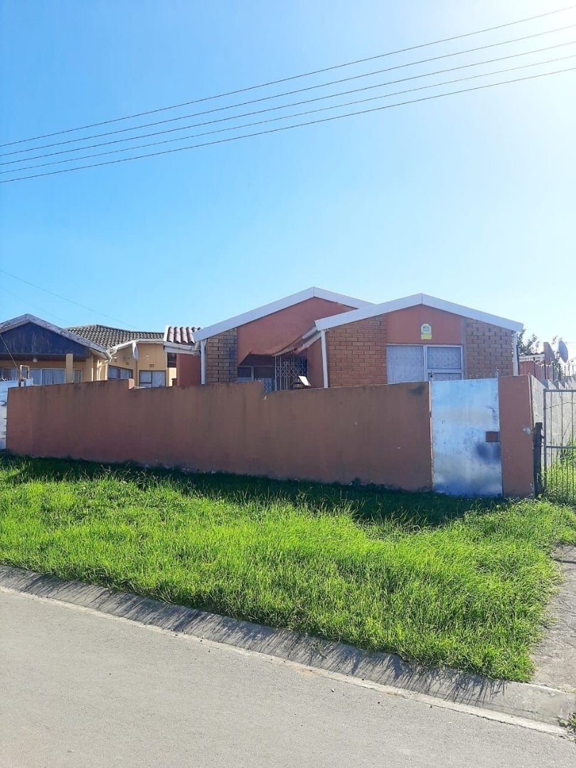 4 Bedroom Property for Sale in Mdantsane Nu 11 Eastern Cape